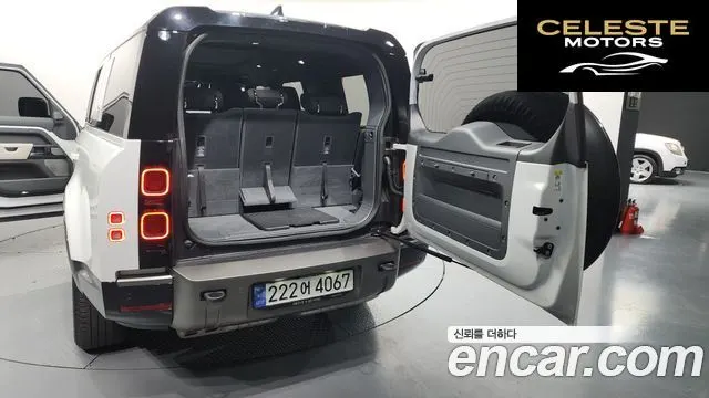 LAND ROVER Defender (L663) 130 D300 X-Dynamic HSE 2023 — photo 20 sur 20