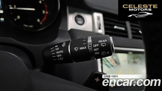LAND ROVER Range Rover Evoque 2.0 TD4 SE 2018 — photo 19 sur 26