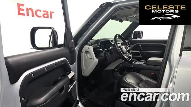 LAND ROVER Defender (L663) 110 D300 HSE 2022 — photo 11 sur 20