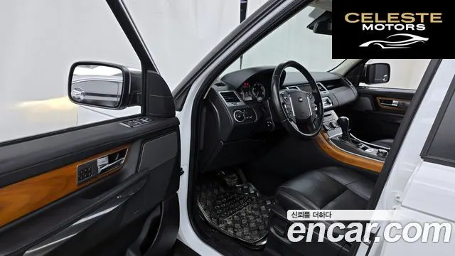 LAND ROVER Range Rover Sport 3.0 TDV6 2011 — photo 10 sur 20