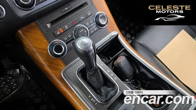 LAND ROVER Range Rover Sport 3.0 TDV6 2011 — photo 9 sur 20