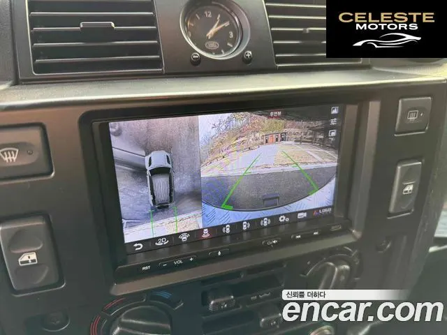LAND ROVER Defender 110 2012 — photo 19 sur 20