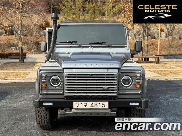 LAND ROVER Defender 110 2012 — photo 2 sur 20