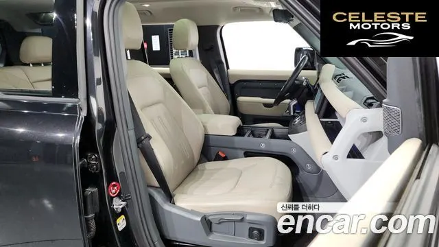 LAND ROVER Defender (L663) 110 D240 Edition 2020 — photo 11 sur 20