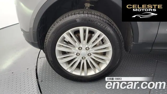 LAND ROVER Discovery 5 3.0 SD6 HSE Luxury 2019 — photo 5 sur 20