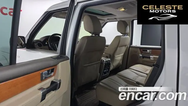 LAND ROVER Discovery 4 3.0 SDV6 SE 2013 — photo 17 sur 20