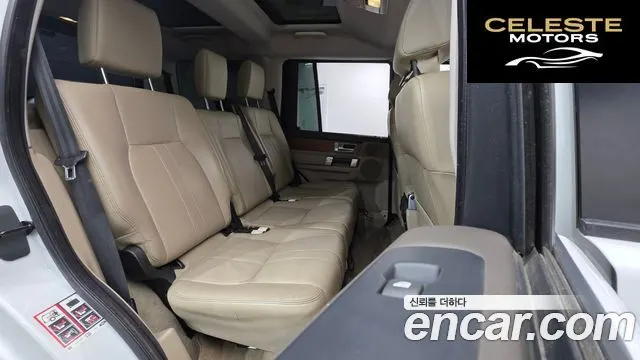 LAND ROVER Discovery 4 3.0 SDV6 SE 2013 — photo 19 sur 20