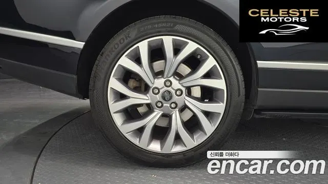 LAND ROVER Range Rover 44.4 SDV8 Vogue SE 2014 — photo 5 sur 26