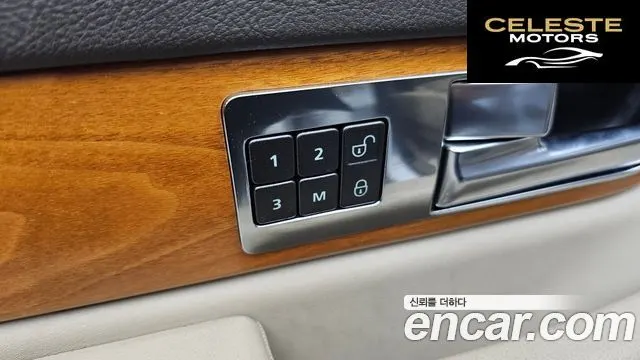 LAND ROVER Range Rover Sport 3.0 SDV6 2013 — photo 13 sur 20
