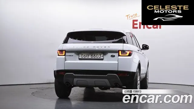 LAND ROVER Range Rover Evoque 2.0 TD4 SE 2018 — photo 4 sur 20