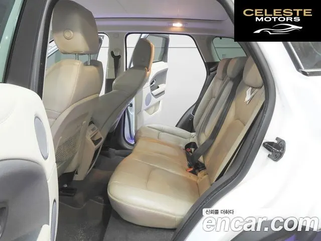LAND ROVER Range Rover Evoque 2.0 TD4 SE 2017 — photo 11 sur 26