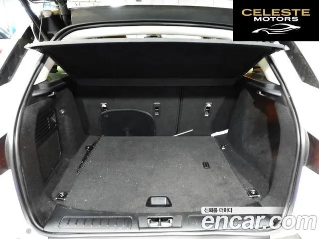LAND ROVER Range Rover Evoque 2.0 TD4 SE 2017 — photo 20 sur 26