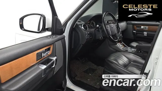 LAND ROVER Discovery 4 3.0 SDV6 HSE 2015 — photo 11 sur 26