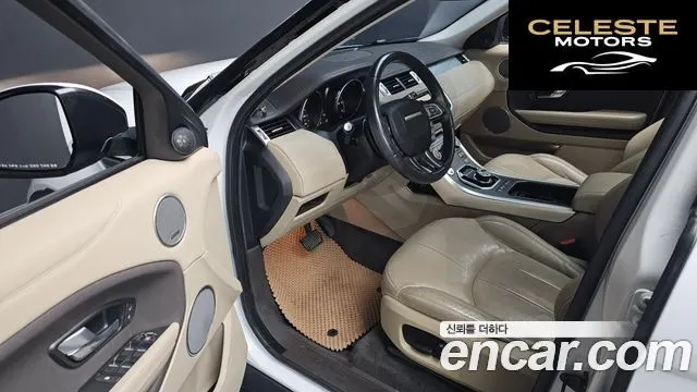 LAND ROVER Range Rover Evoque 2.0 TD4 SE 2018 — photo 11 sur 20