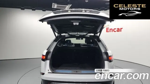 LAND ROVER Range Rover Velar 3.0 D300 R-Dynamic SE 2019 — photo 20 sur 20
