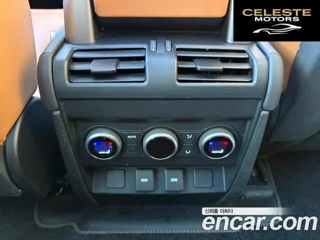 LAND ROVER Defender (L663) 110 D300 HSE 2023 — photo 10 sur 25