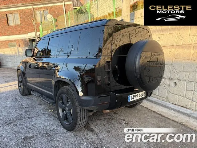 LAND ROVER Defender (L663) 110 D300 HSE 2023 — photo 19 sur 25