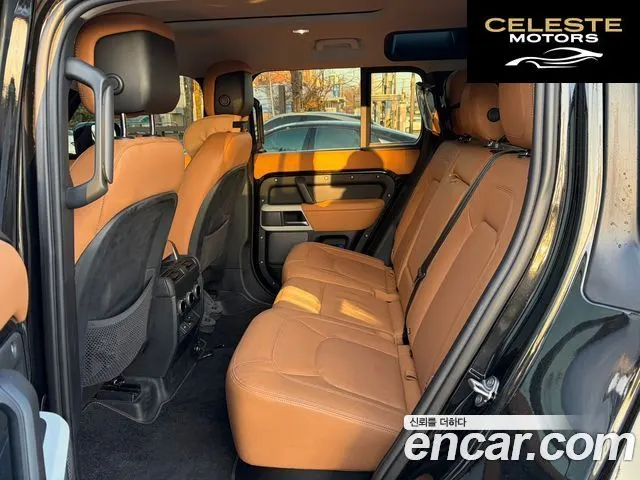 LAND ROVER Defender (L663) 110 D300 HSE 2023 — photo 8 sur 25