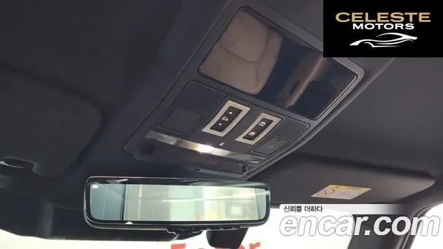 LAND ROVER Defender (L663) 110 P300 X-Dynamic SE 2025 — photo 17 sur 20