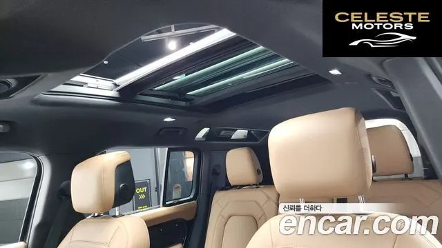 LAND ROVER Defender (L663) 110 P300 X-Dynamic SE 2025 — photo 18 sur 20