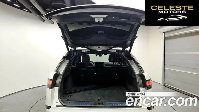LAND ROVER Range Rover Velar 2.0 P250 R-Dynamic SE 2023 — photo 20 sur 26