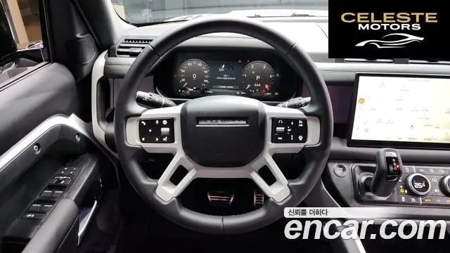LAND ROVER Defender (L663) 110 D250 X-Dynamic SE 2025 — photo 13 sur 20