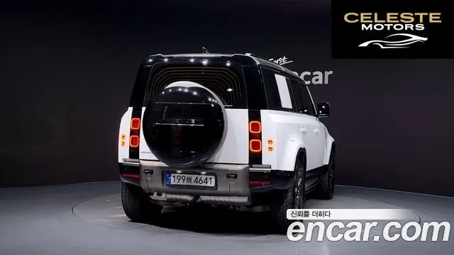 LAND ROVER Defender (L663) 110 D250 X-Dynamic SE 2025 — photo 4 sur 20