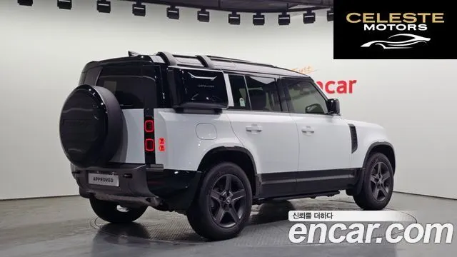 LAND ROVER Defender (L663) 110 P300 X-Dynamic SE 2025 — photo 2 sur 20
