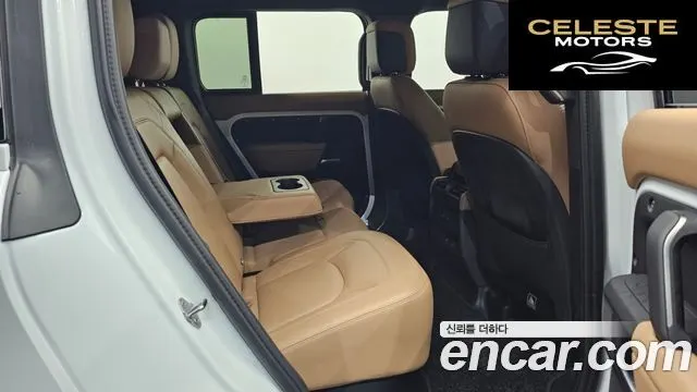 LAND ROVER Defender (L663) 110 P300 X-Dynamic SE 2025 — photo 5 sur 20