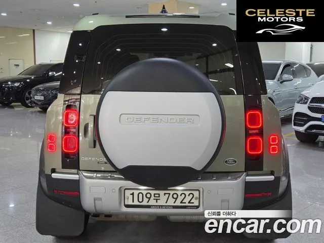 LAND ROVER Defender (L663) 110 D240 S 2020 — photo 4 sur 26