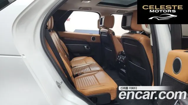 LAND ROVER Discovery 5 3.0 TD6 HSE Luxury 2018 — photo 12 sur 20