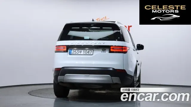 LAND ROVER Discovery 5 3.0 TD6 HSE Luxury 2018 — photo 4 sur 20