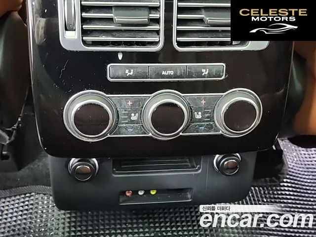 LAND ROVER Range Rover 44.4 SDV8 AB 2015 — photo 13 sur 24