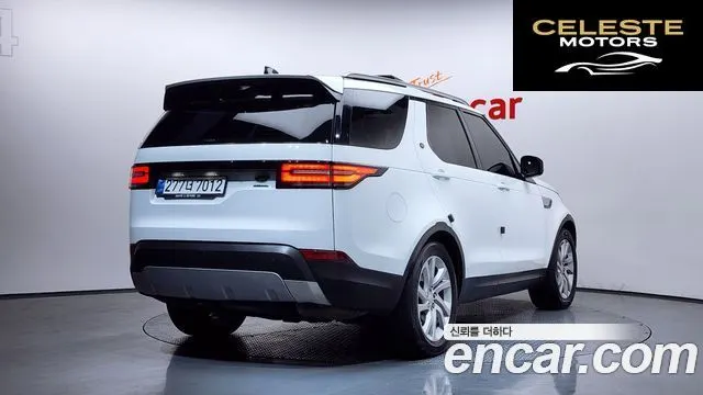 LAND ROVER Discovery 5 3.0 TD6 HSE 2018 — photo 2 sur 26