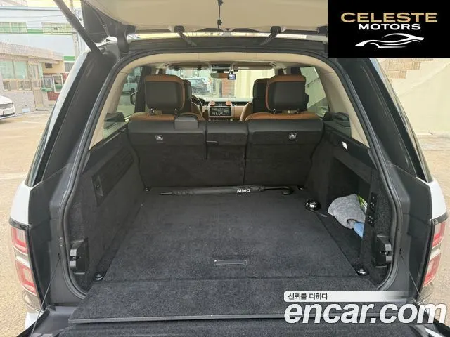 LAND ROVER Range Rover 45.0 SC AB LWB 2020 — photo 19 sur 26