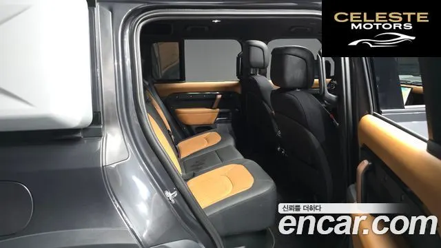 LAND ROVER Defender (L663) 110 P400 X 2023 — photo 12 sur 20