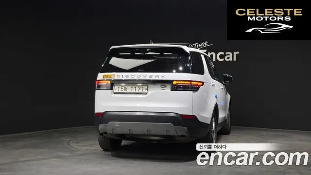 LAND ROVER Discovery 5 3.0 SD6 SE 2019 — photo 4 sur 20