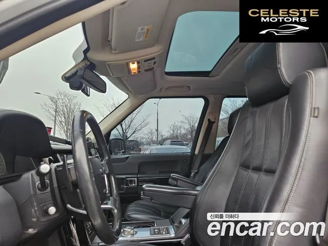LAND ROVER Range Rover 4.4 TDV8 Vogue 2012 — photo 11 sur 26