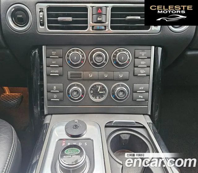 LAND ROVER Range Rover 4.4 TDV8 Vogue 2012 — photo 18 sur 26
