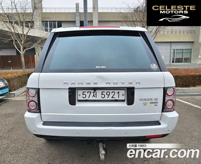 LAND ROVER Range Rover 4.4 TDV8 Vogue 2012 — photo 5 sur 26