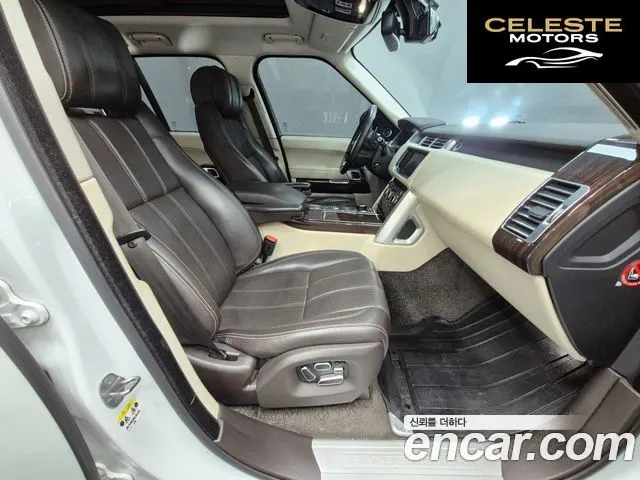 LAND ROVER Range Rover 44.4 SDV8 Vogue SE 2015 — photo 20 sur 26