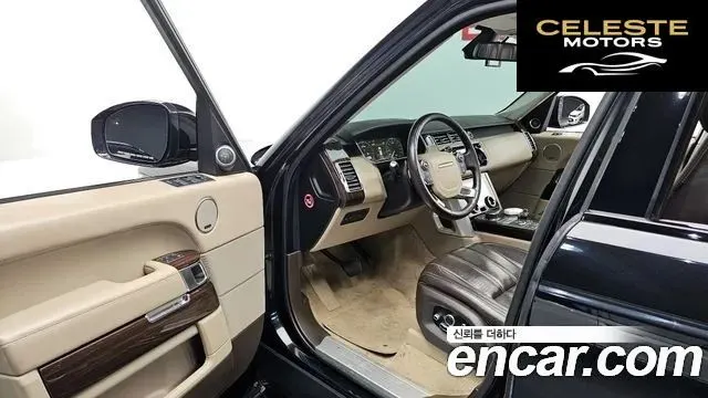 LAND ROVER Range Rover 44.4 SDV8 Vogue SE 2016 — photo 11 sur 26
