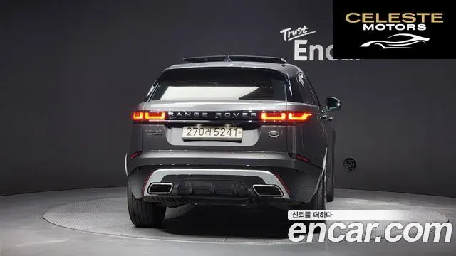 LAND ROVER Range Rover Velar 3.0 D300 R-Dynamic HSE 2018 — photo 4 sur 20
