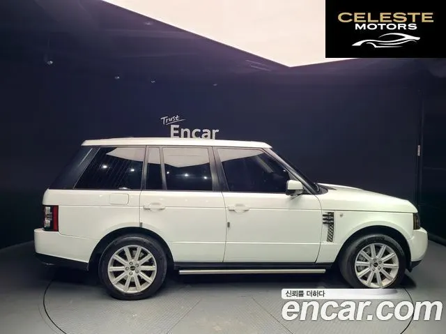 LAND ROVER Range Rover 4.4 TDV8 Vogue 2012 — photo 5 sur 26