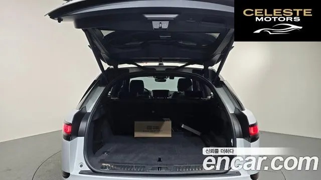 LAND ROVER Range Rover Velar 3.0 P400 R-Dynamic SE 2022 — photo 20 sur 26