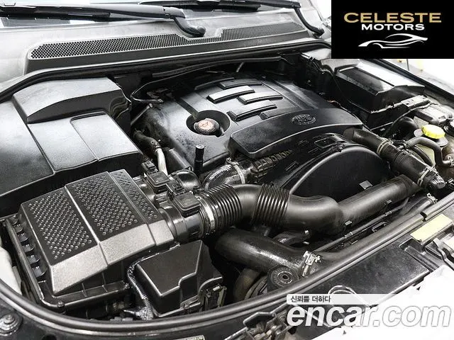 LAND ROVER Discovery 4 3.0 SDV6 SE 2013 — photo 20 sur 26