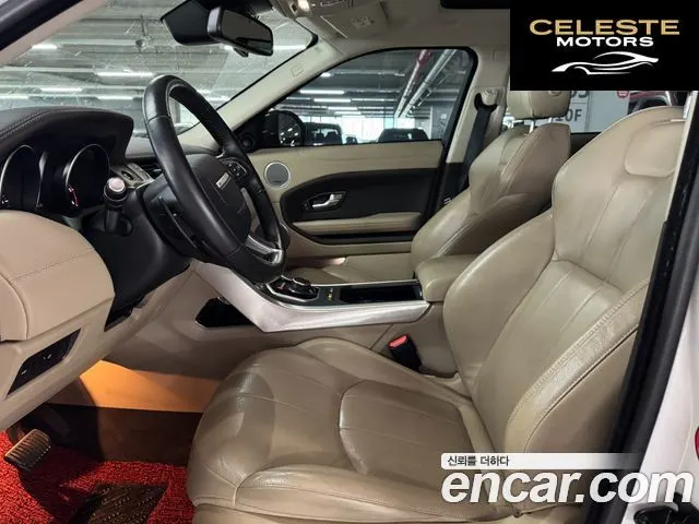 LAND ROVER Range Rover Evoque 2.0 TD4 SE 2018 — photo 11 sur 26