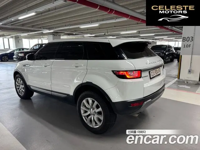 LAND ROVER Range Rover Evoque 2.0 TD4 SE 2018 — photo 4 sur 26