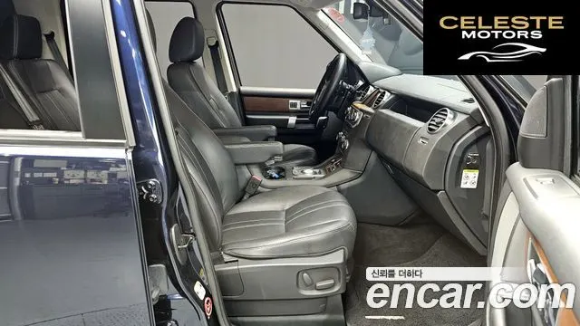LAND ROVER Discovery 4 3.0 SDV6 SE 2016 — photo 11 sur 20