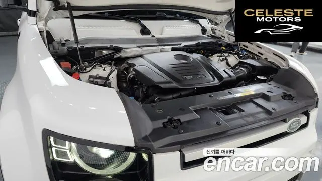 LAND ROVER Defender (L663) 110 D240 SE 2020 — photo 6 sur 20